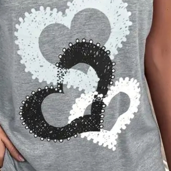 Nwot crew neck tshirt - Picture 3 of 5